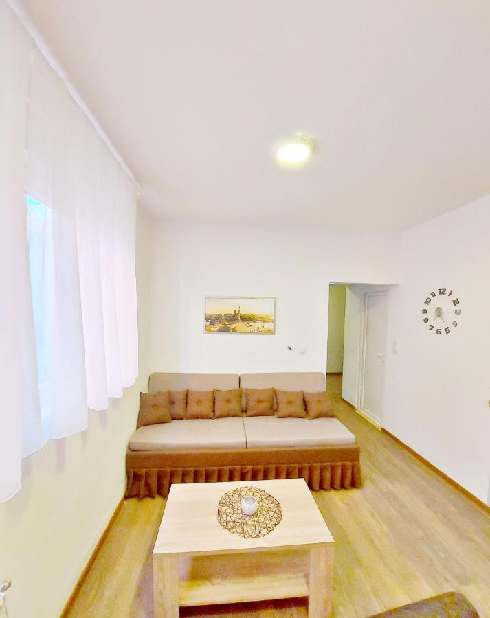 Magenta Apartments Белград Экстерьер фото